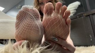 Sativa Skies feet photo thumbnail