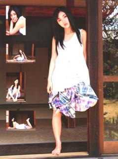 Satomi Ishihara feet photo thumbnail