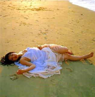 Satomi Ishihara feet photo thumbnail