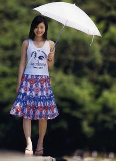 Satomi Ishihara feet photo thumbnail