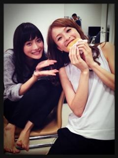 Satomi Ishihara feet photo thumbnail