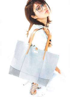 Satomi Ishihara feet photo thumbnail