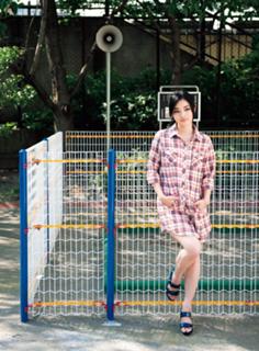 Satomi Ishihara feet photo thumbnail