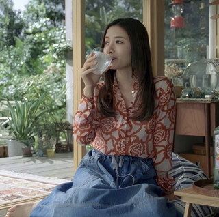 Satomi Ishihara feet photo thumbnail