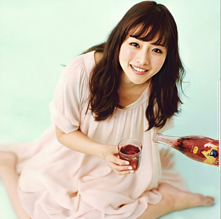 Satomi Ishihara feet photo thumbnail