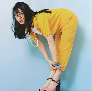 Satomi Ishihara feet photo thumbnail