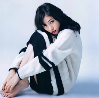 Satomi Ishihara feet photo thumbnail