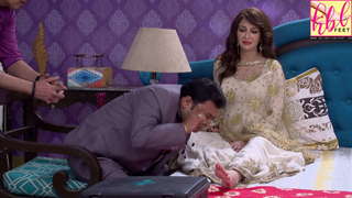 Saumya Tandon feet photo thumbnail