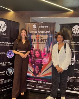 Saumya Tandon feet photo thumbnail