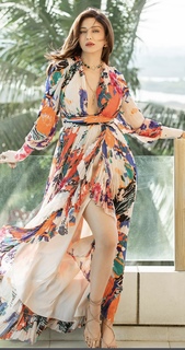 Saumya Tandon feet photo thumbnail