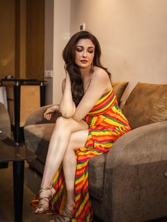 Saumya Tandon feet photo 2