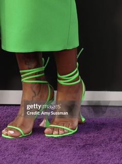 Savannah Brinson James feet photo 2