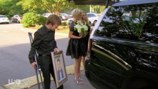 Savannah Chrisley feet photo thumbnail