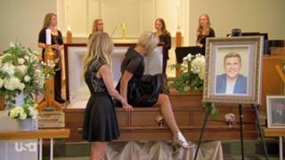 Savannah Chrisley feet photo thumbnail