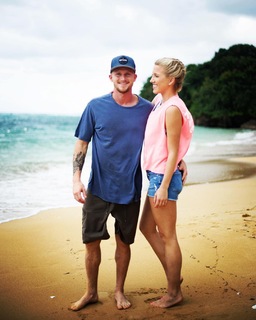Savannah Chrisley feet photo thumbnail