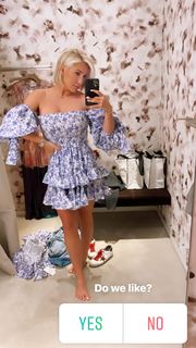 Savannah Chrisley feet photo thumbnail