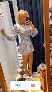Savannah Chrisley feet photo thumbnail