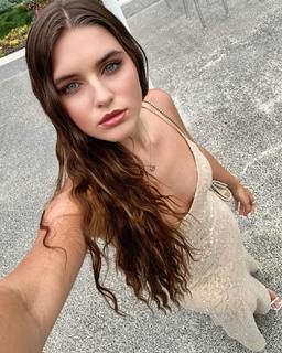 Savannah Clarke feet photo 16