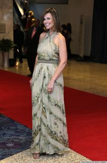 Savannah Guthrie feet photo thumbnail
