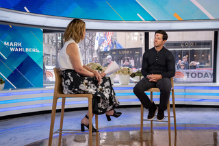 Savannah Guthrie feet photo thumbnail