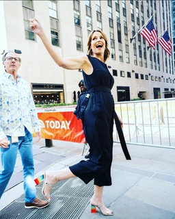 Savannah Guthrie feet photo thumbnail