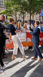 Savannah Guthrie feet photo thumbnail