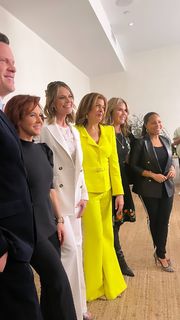 Savannah Guthrie feet photo thumbnail
