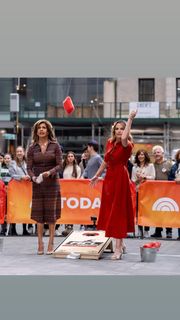 Savannah Guthrie feet photo thumbnail