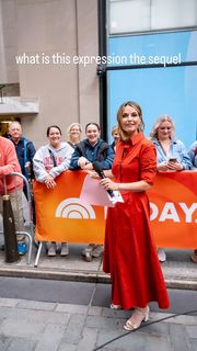 Savannah Guthrie feet photo thumbnail