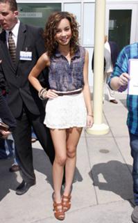 Savannah Jayde feet photo 2