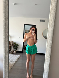 Savannah Rae Demers feet photo thumbnail