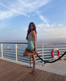 Savannah Rae Demers feet photo thumbnail