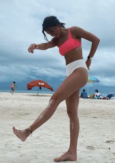 Savannah Rae Demers feet photo thumbnail