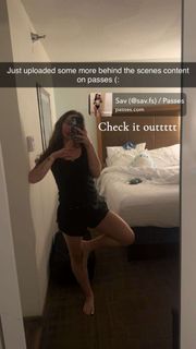 Savannah Schoenherr feet photo 9