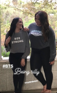 Savelina Fanene feet photo thumbnail