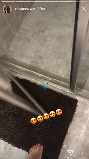 Savelina Fanene feet photo thumbnail