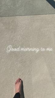 Savelina Fanene feet photo thumbnail