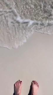 Savelina Fanene feet photo thumbnail