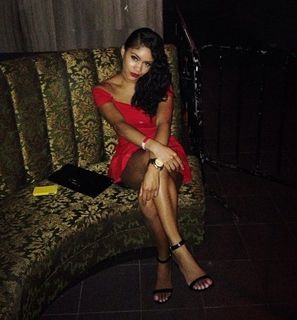 Saweetie feet photo thumbnail