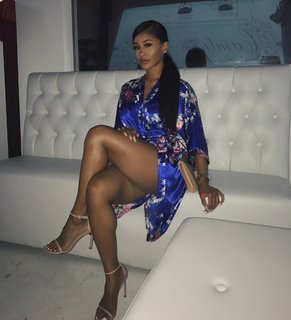 Saweetie feet photo thumbnail
