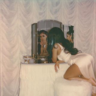 Saweetie feet photo thumbnail
