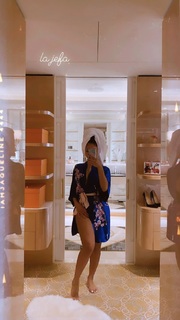 Saweetie feet photo thumbnail