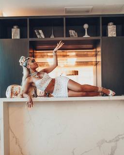 Saweetie feet photo thumbnail