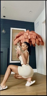 Saweetie feet photo thumbnail
