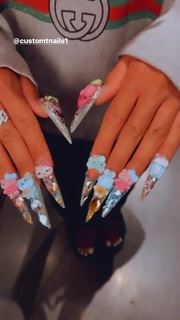 Saweetie feet photo thumbnail