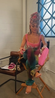 Saweetie feet photo thumbnail