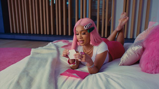 Saweetie feet photo thumbnail