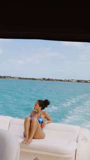 Saweetie feet photo thumbnail