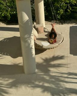 Saweetie feet photo thumbnail
