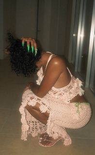 Saweetie feet photo thumbnail